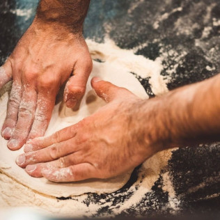 Taller de Cocina: Aprende a Preparar Pizza Napolitana (Barcelona)