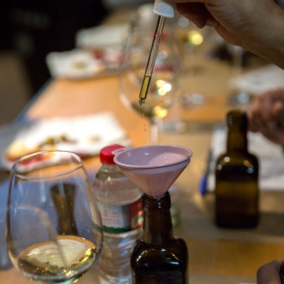 Taller de Elaboración de Vermut con Degustación en Instituto del Vermut (Barcelona)