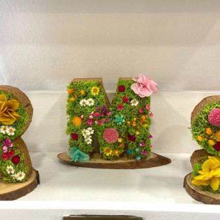 Taller Privado de Flor Preservada para dos: Crea tu Centro Floral o Decora tu Inicial (Arucas, Gran Canaria) 