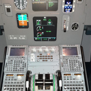 Tarde de Simuladores: B737 y A320 en Aeródromo Cuatro Vientos (Madrid)