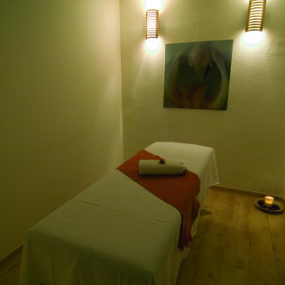 Tanque de Flotación y Masaje Ayurveda (Madrid)