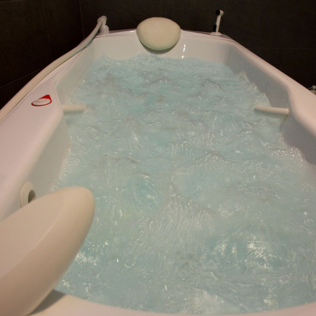 First Wellness: Baño Termal Marino y Masaje en Hotel Thalasso Cantábrico Las Sirenas 4* (Viveiro, Lugo)