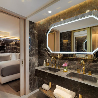 Escapada con Spa en Hotel The One Barcelona 5*GL y Cena en Restaurant el Somni con Llave Michelin (Barcelona)