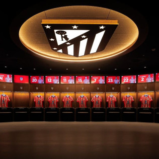 Premium Tour por el Estadio del Atlético de Madrid, Entrada al Museo Interactivo y Desayuno en el Palco de Simeone (Madrid)