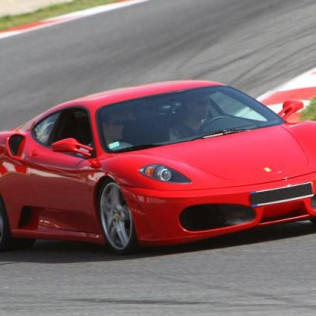 Trío de Coches: Ferrari, Lamborghini y Porsche + Vuelta en Coche de Alta Gama en Circuito de Calafat (Ametlla de Mar, Tarragona)