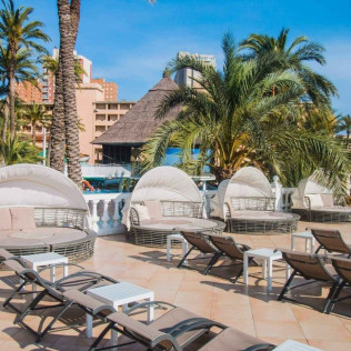 Day Pass con Comida en Magic Tropical Splash (Finestrat, Alicante)