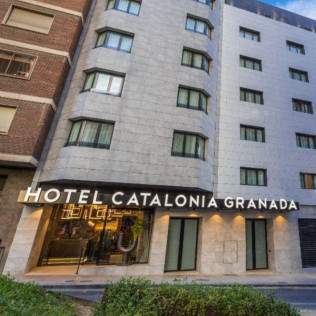 Eternal Lifting Experience: Spa y Tratamiento Facial Reafirmante en Hotel Catalonia Granada 4* (Granada)