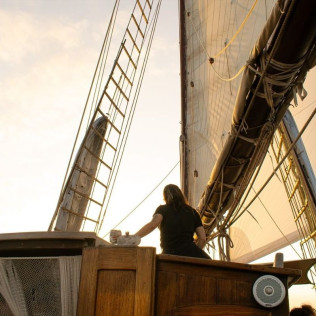 Atardecer en Velero Histórico Rafael Verdera con Menú y Bebidas (Palma de Mallorca, Mallorca)