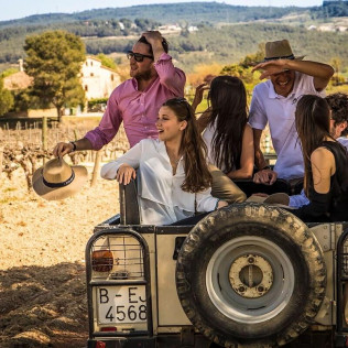 Velero & Alella Winery Tour: Salida en Velero y Visita a Bodega (Barcelona)