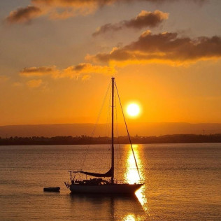 Puesta de Sol en Velero en Exclusiva (L'Estartit, Girona)