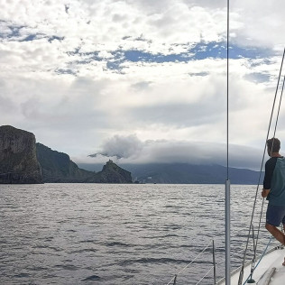 Ruta de Medio Día en Velero Privado para dos (Getaria, Guipúzcoa)