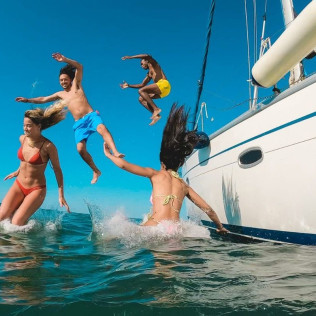 Sunset Tabarca: Puesta de Sol en Velero con Snorkel y Paddle Surf (Santa Pola, Alicante)