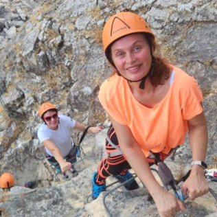 Vía Ferrata en Benalauría para dos (Málaga)