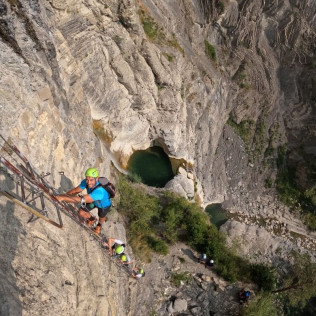 Vía Ferrata en el Pirineo Aragonés (Broto o Escarrilla, Huesca)