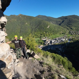 Vía Ferrata en el Pirineo Aragonés (Broto o Escarrilla, Huesca)