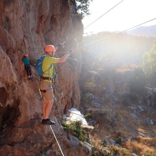 Vía Ferrata en Casares para dos (Málaga)