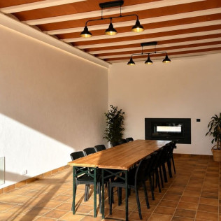 Visita a Bodega y Cata de Vinos para dos en Bodegas Rodríguez y Sanzo (Rueda, Valladolid)