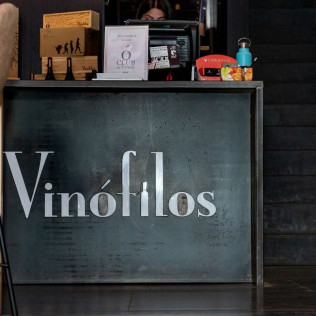 Cata de Vino y Queso para dos en Vinófilos Santa Cruz (Tenerife)