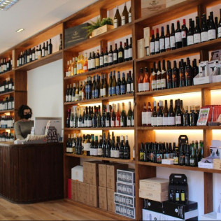 Visita Teatralizada a Bodega y Degustación de Vino para dos (Burgos)