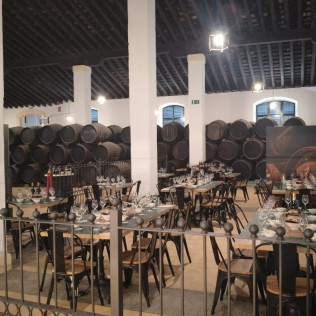 Visita Guiada a Bodega Cayetano del Pino con Cata de Vinos para dos (Jerez de la Frontera, Cádiz)