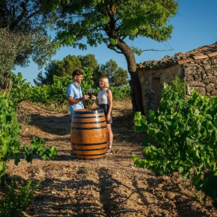 Visita Raimat: Visita Guiada y Cata de Vinos para dos en Bodegas Raimat (Lleida)