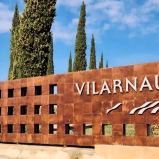 Visita a Bodega, Cata 3 Cavas y Obsequio para dos en Caves Vilarnau (Sant Sadurní d’Anoia, Barcelona)