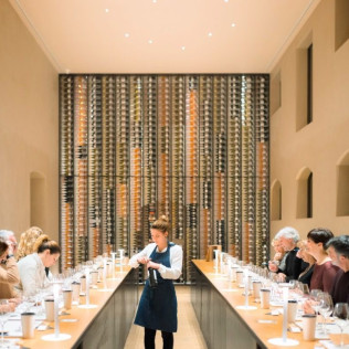 Visita Celler Perelada con Degustación de Vino (Girona)