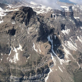 Especial Parejas: Vuelo en Avioneta, 3 Rutas a Escoger (Huesca)