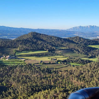 Vuelo en Globo con Cava, Aperitivo y Fotos en la Zona del Bages y Montserrat (Barcelona)