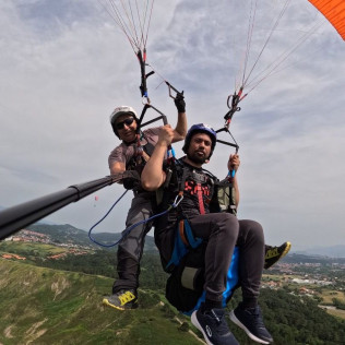 Vuelo en Parapente (Sopelana, Vizcaya)