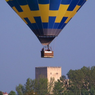 Vuelo en Globo con Almuerzo y Cava (Burgos)