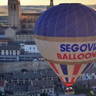 Vuelo en Globo con Cava, Desayuno, Fotos y Vídeo (Segovia)