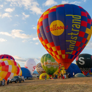 Vuelo en Globo Romántico con Comida o Cena, Fotos y Cava para dos (Badajoz)