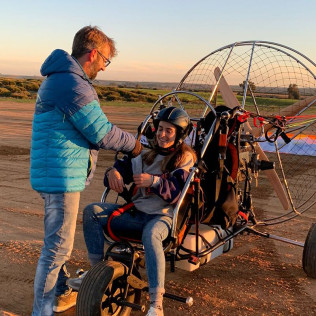 Vuelo en Paramotor Biplaza (La Puebla de los Infantes o Lora del Río, Sevilla)