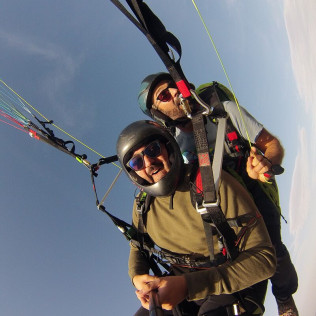 Vuelo en Parapente Biplaza con Opción a Fotos y Vídeo (Algodonales o El Bosque, Cádiz)