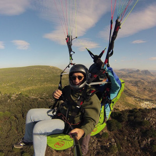 Vuelo en Parapente Biplaza con Opción a Fotos y Vídeo (Algodonales o El Bosque, Cádiz)
