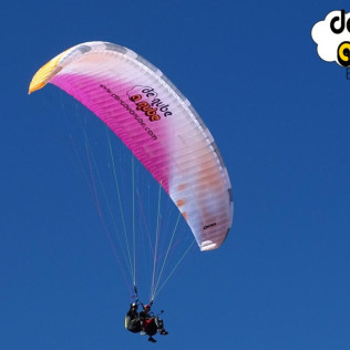 Vuelo Panorámico en Parapente desde los Altos de la Sierra (Madrid)