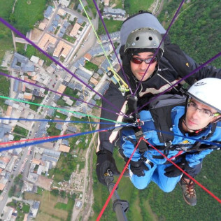 Vuelo en Parapente (Castejón de Sos, Huesca)
