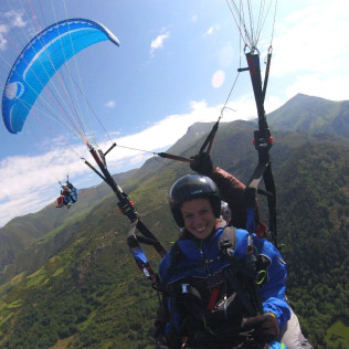 Vuelo en Parapente (Liri, Huesca)