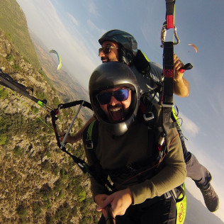 Vuelo en Parapente Biplaza con Opción a Fotos y Vídeo (Montellano, Sevilla)