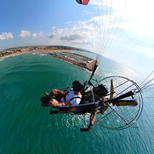 Vuelo en Paramotor por la Costa Daurada con Opción a Fotos y Vídeo (El Vendrell, Tarragona)