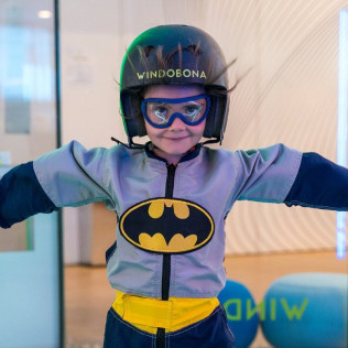 Vuela el Triple: Túnel del Viento para Niños en Windobona (Madrid)