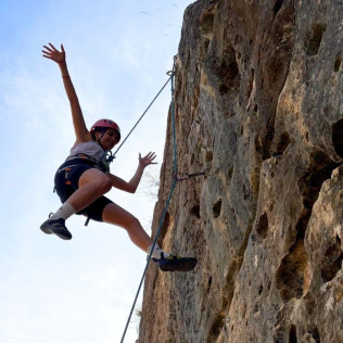 Espeleología, Escalada y Tirolina (Patones, Madrid)
