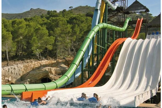 Entrada a Aqualandia y Baño con Leones Marinos (Benidorm, Alicante)