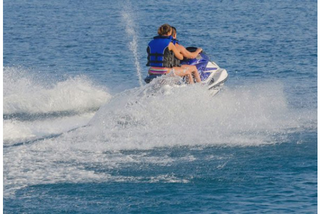 Moto de Agua y Paddle Surf (Calella, Barcelona)