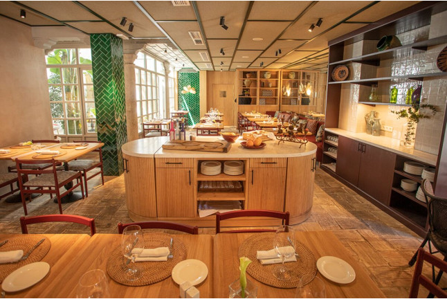 Cena para dos en el Restaurante Azahar del Hotel Hospes Las Casas del Rey de Baeza 4* (Sevilla)