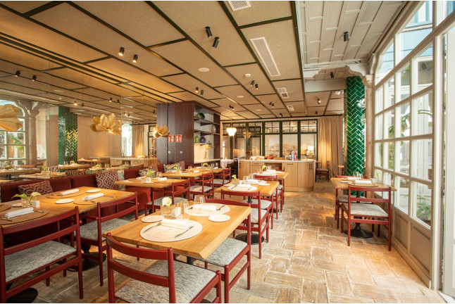 Cena para dos en el Restaurante Azahar del Hotel Hospes Las Casas del Rey de Baeza 4* (Sevilla)