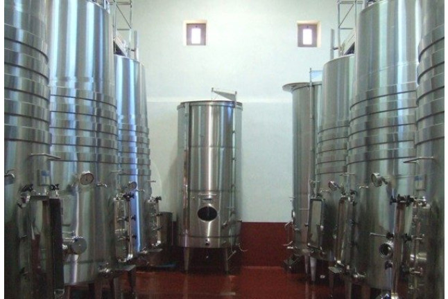 Visita a Bodega y Degustación de Quesos y Vinos para dos en Bodegas Zifar (Valladolid)