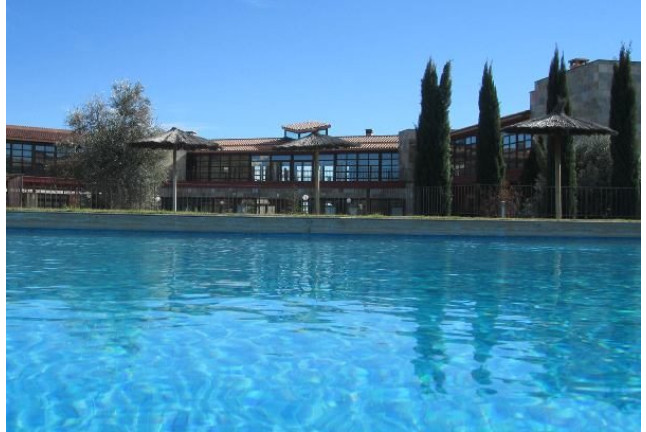 Escapada Romántica con Spa y Cena en Hotel Villa Nazules Hípica & Spa 4* (Toledo) 