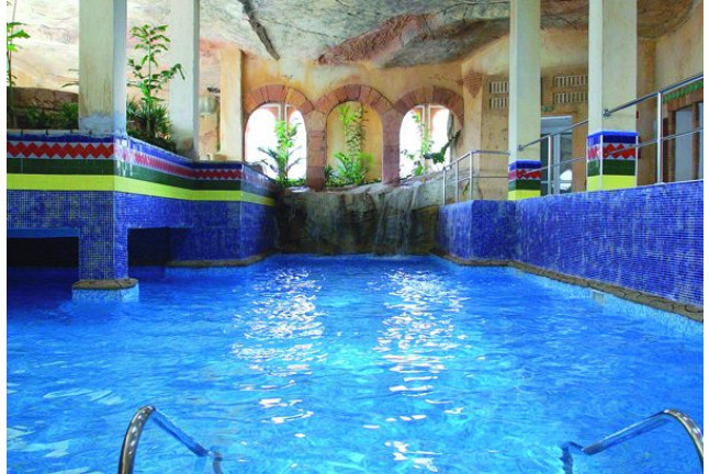 Circuito Spa y Masaje Relajante para dos en Senzia del Playa Cálida Spa Hotel Luxury 4* (Almuñécar, Granada)